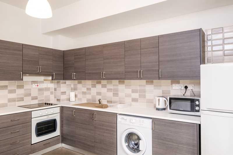 Studio apartment to rent: https://www.bazaraki.com/adv/5795196_studio-penthouse-to-rent (www.bazaraki.com)