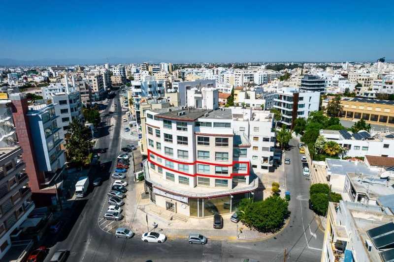 Office on the second floor in strovolos, nicosia: https://www.bazaraki.com/adv/5786328_office-on-the-second-floor-in-strovolos-nicosia (www.bazaraki.com)