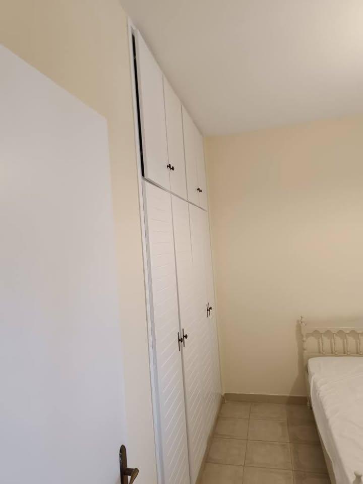 2 bedroom flat: https://www.facebook.com/marketplace/item/1026865659539266 (www.facebook.com)