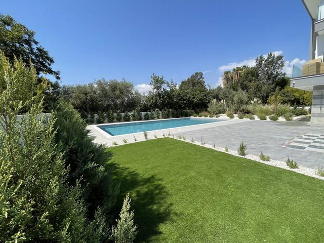 New 3-bedroom apartment in Limassol № 149380: https://dom.com.cy/en/catalog/sale/149380/ (dom.com.cy)