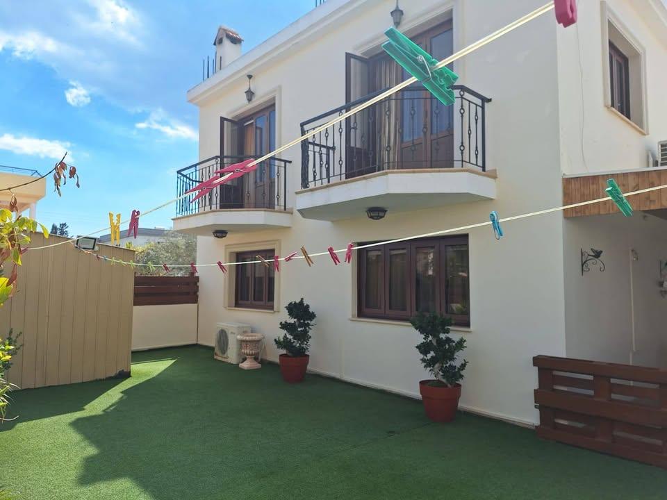 Stunning villa in Oroklini in Prime Cul‑de‑Sac Location 2 mins from the beach: https://www.facebook.com/marketplace/item/693956403015567 (www.facebook.com)