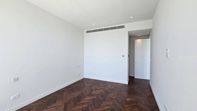 New 2-bedroom apartment in Limassol № 152872: https://dom.com.cy/en/catalog/sale/152872/ (dom.com.cy)