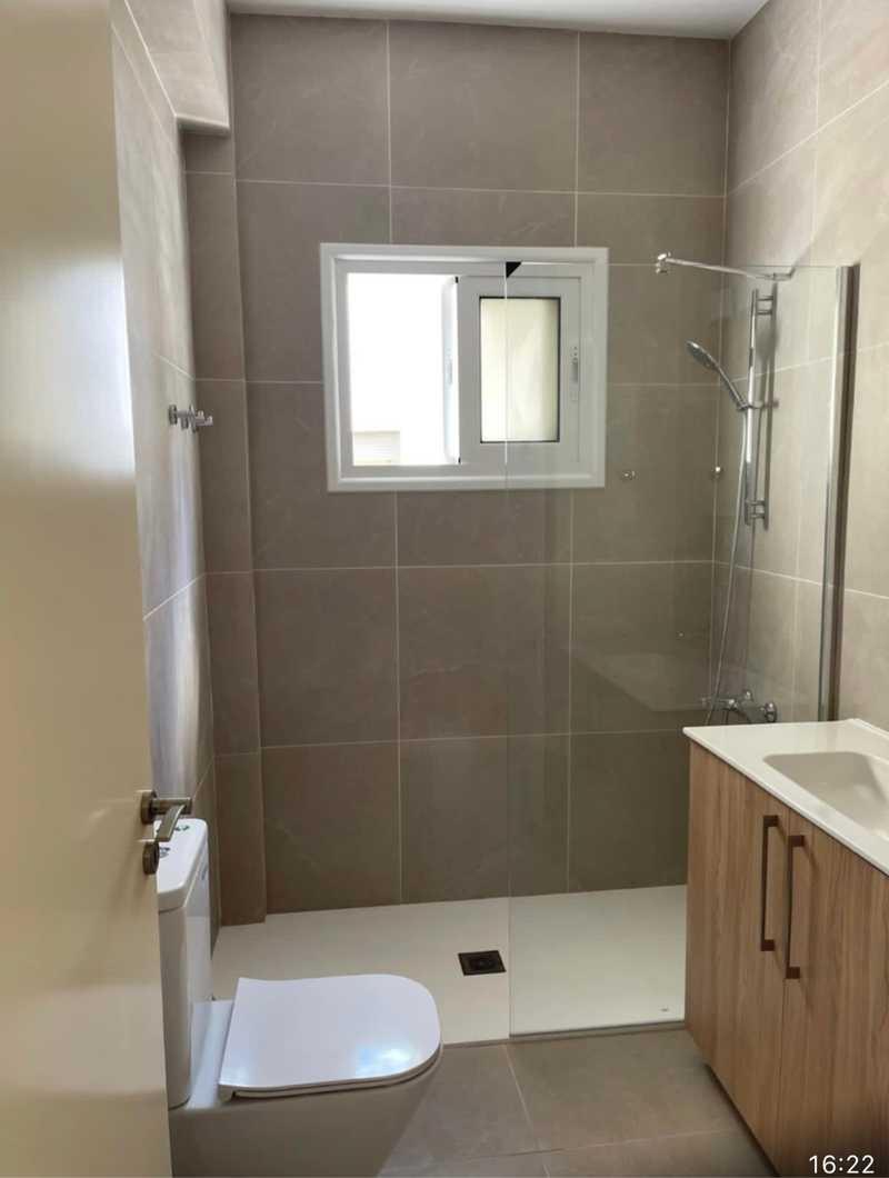 2-bedroom penthouse to rent: https://www.bazaraki.com/adv/5796368_2-bedroom-penthouse-to-rent (www.bazaraki.com)