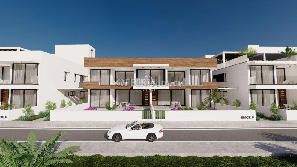 TOP FLOOR TWO BEDROOM APARTMENT: https://www.offer.com.cy/en/top-floor-two-bedroom-apartment/21-696082/ (www.offer.com.cy)