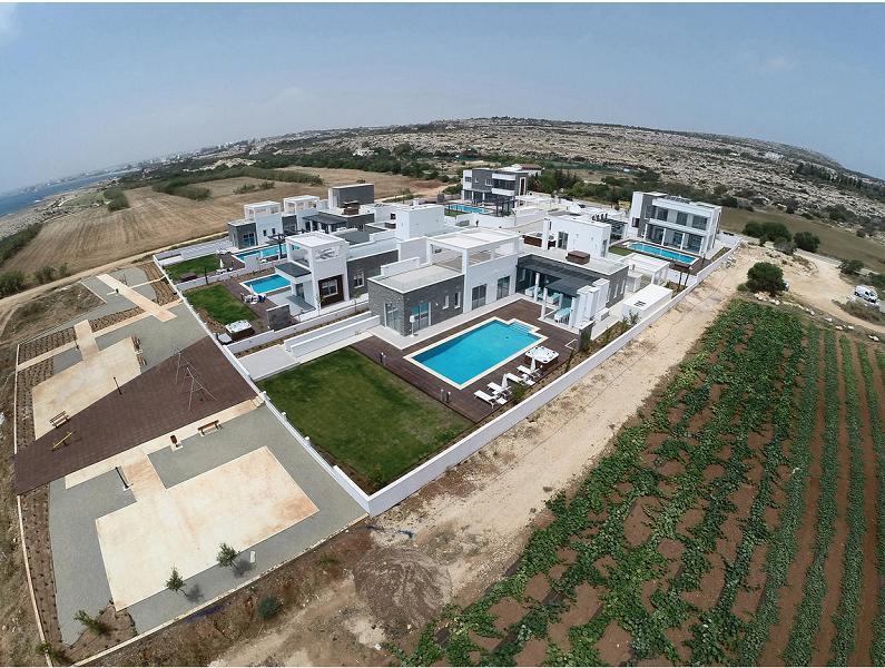 New 5-bedroom villa in Famagusta № 152048: https://dom.com.cy/en/catalog/sale/152048/ (dom.com.cy)