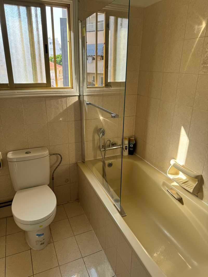 3-bedroom apartment to rent: https://www.bazaraki.com/adv/5786354_3-bedroom-apartment-to-rent (www.bazaraki.com)