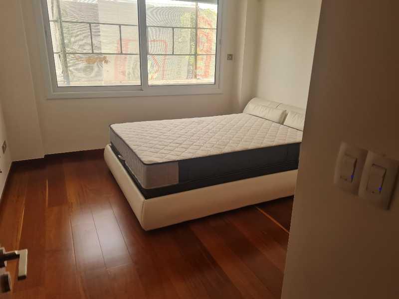 5-bedroom apartment to rent: https://www.bazaraki.com/adv/5795792_5-bedroom-apartment-to-rent (www.bazaraki.com)