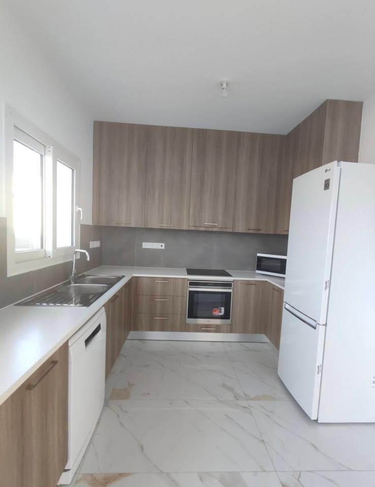 3 Bedroom Semi Detached House (All Bills Included): https://www.facebook.com/marketplace/item/29604228602558433 (www.facebook.com)