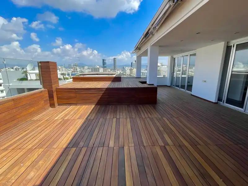 3-bedroom penthouse to rent: https://www.bazaraki.com/adv/5797083_3-bedroom-penthouse-to-rent (www.bazaraki.com)