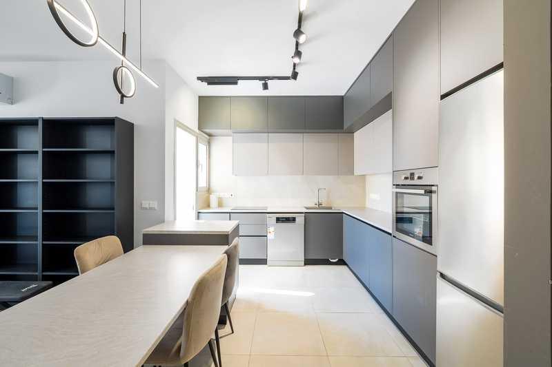 2-bedroom apartment for sale: https://www.bazaraki.com/adv/5795971_2-bedroom-apartment-for-sale (www.bazaraki.com)