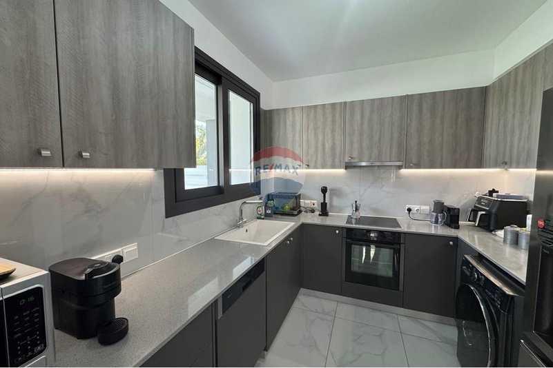 3-bedroom detached house for sale: https://www.bazaraki.com/adv/5789326_3-bedroom-detached-house-for-sale (www.bazaraki.com)