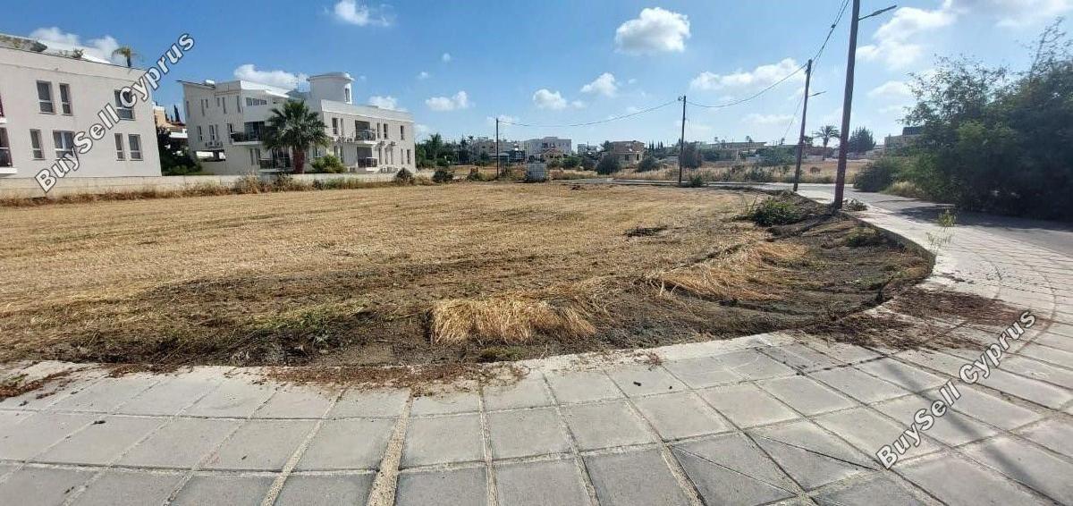 1,734 SQM Residential Plot for sale in Oroklini, Larnaca: https://www.buysellcyprus.com/property-for-sale/larnaca/oroklini/plot-for-sale-oroklini-larnaca-1796714.html (www.buysellcyprus.com)