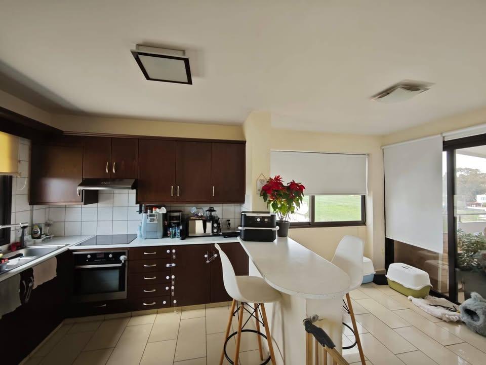 3 Bedroom Penthouse: https://www.facebook.com/marketplace/item/9767873843293947 (www.facebook.com)