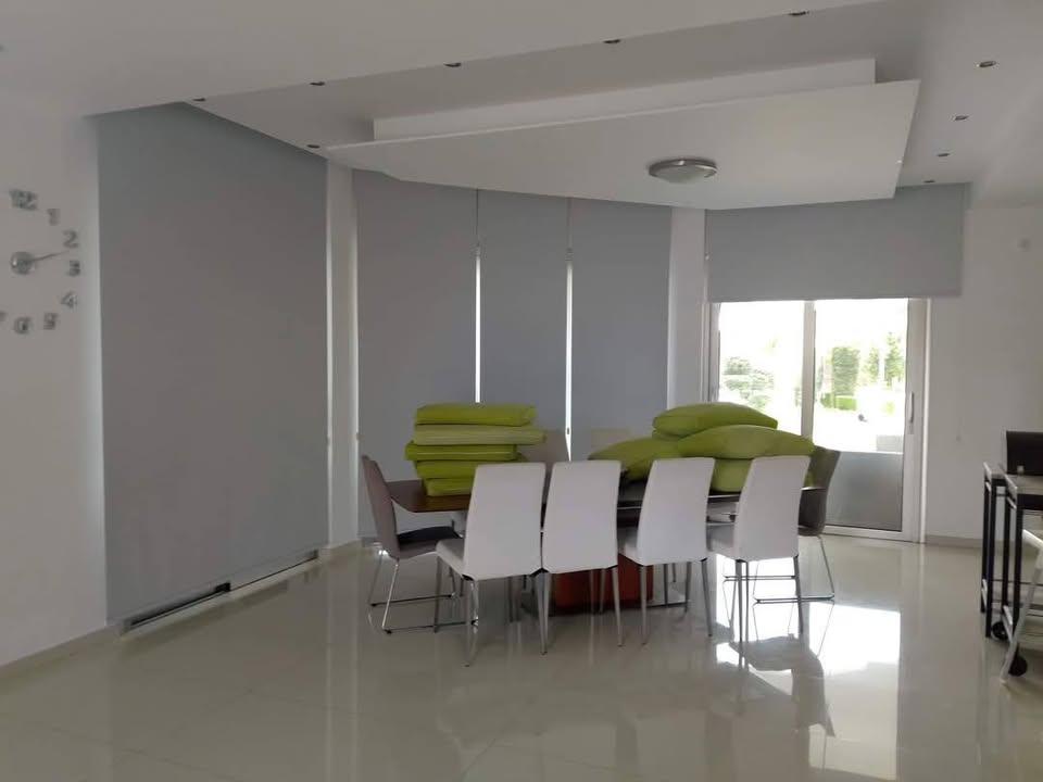 6 Bedrooms Villa in Peyia: https://www.facebook.com/marketplace/item/615365181479470 (www.facebook.com)