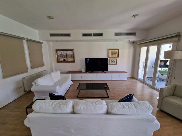 5-bedroom villa in Limassol №152064: https://dom.com.cy/en/catalog/rent/152064/ (dom.com.cy)