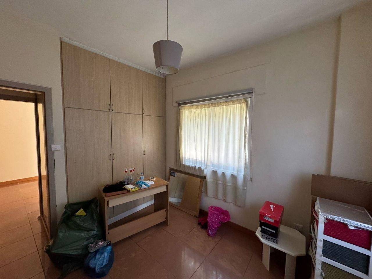 2-bedroom flat in Larnaca № 152731: https://dom.com.cy/en/catalog/sale/152731/ (dom.com.cy)