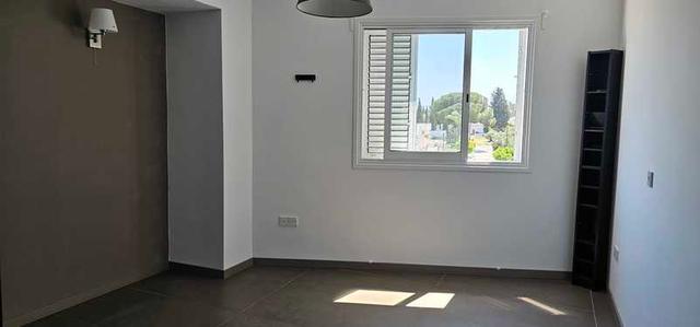 2-bedroom penthouse to rent: https://www.bazaraki.com/adv/5762311_2-bedroom-penthouse-to-rent (www.bazaraki.com)