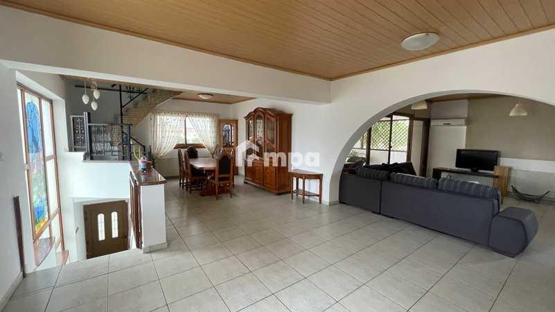 4-bedroom detached house to rent: https://www.bazaraki.com/adv/5786757_4-bedroom-detached-house-to-rent (www.bazaraki.com)