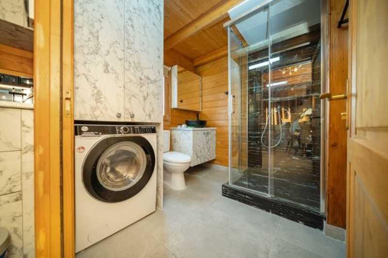 Lofou limassol 3 house complex with swimming pool: https://www.bazaraki.com/adv/5791131_lofou-limassol-3-house-complex-with-swimming-pool (www.bazaraki.com)