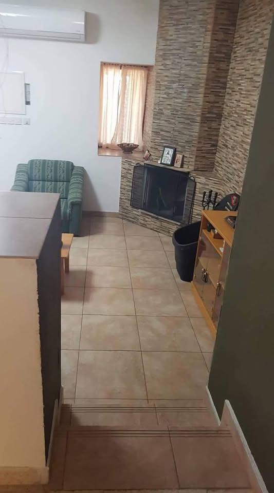Ενοικιάζεται οικία στο Μονιάτι, 3 υπνοδωματίων φουλ  επιπλομένο €650 Για πληροφορίες 99404203: https://www.facebook.com/marketplace/item/702752968998329 (www.facebook.com)
