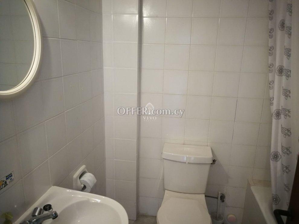 TWO BEDROOM APARTMENT IN CENTER LIMASSOL: https://www.offer.com.cy/en/two-bedroom-apartment-in-center-limassol/21-816796/ (www.offer.com.cy)