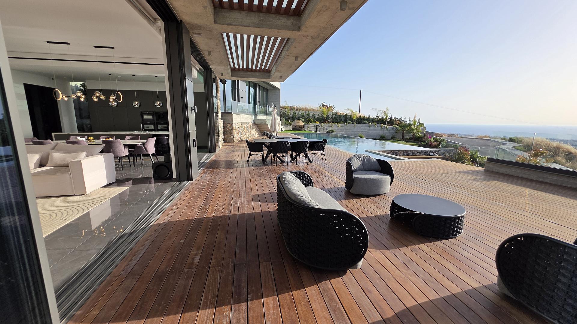5-bedroom villa in Paphos № 152717: https://dom.com.cy/en/catalog/sale/152717/ (dom.com.cy)