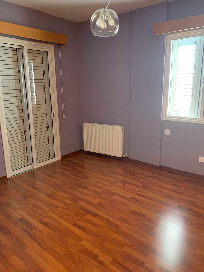 2-bedroom apartment to rent: https://www.bazaraki.com/adv/5794686_2-bedroom-apartment-to-rent (www.bazaraki.com)