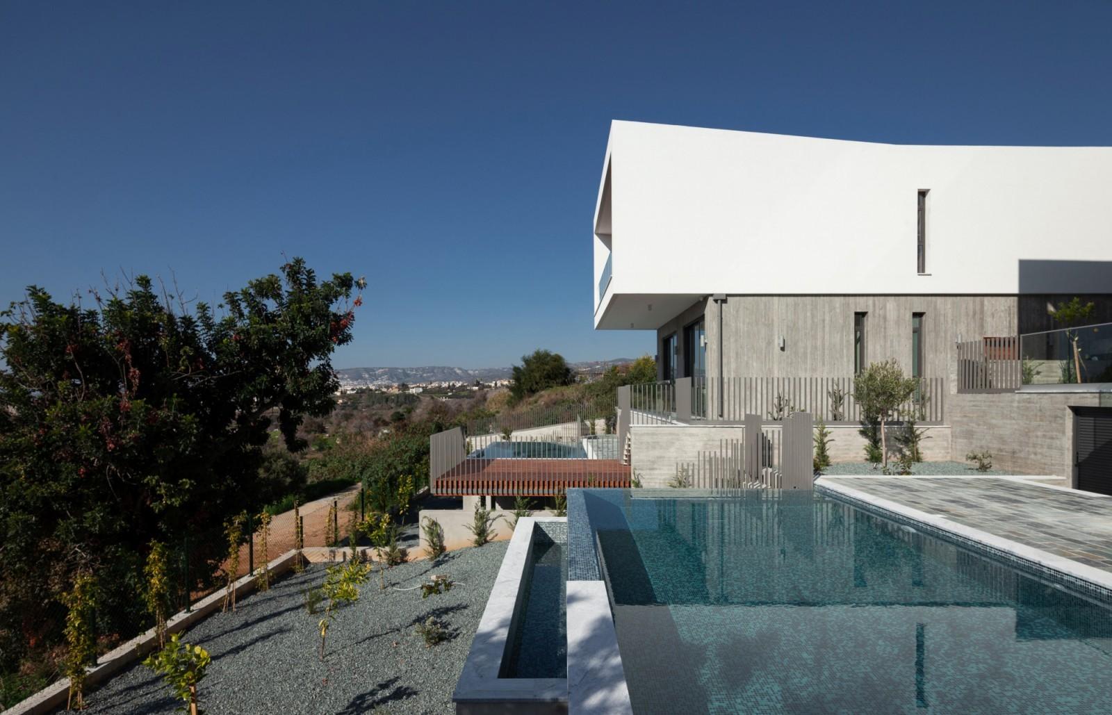 New 4-bedroom villa in Paphos №153735: https://dom.com.cy/en/catalog/rent/153735/ (dom.com.cy)