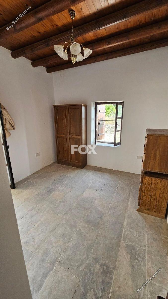 4 Bedroom Detached house to rent in Lasa, Paphos: https://www.buysellcyprus.com/property-for-rent/paphos/lasa/4-bed-detached-house-to-rent-lasa-paphos-1800816.html (www.buysellcyprus.com)