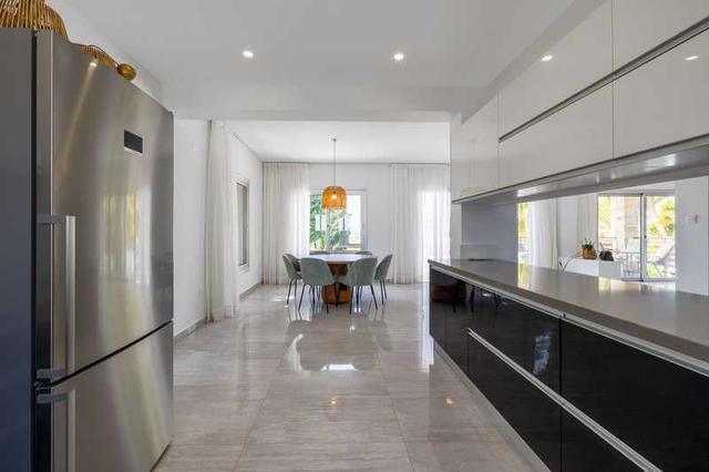 5-bedroom detached house for sale: https://www.bazaraki.com/adv/5791253_5-bedroom-detached-house-for-sale (www.bazaraki.com)