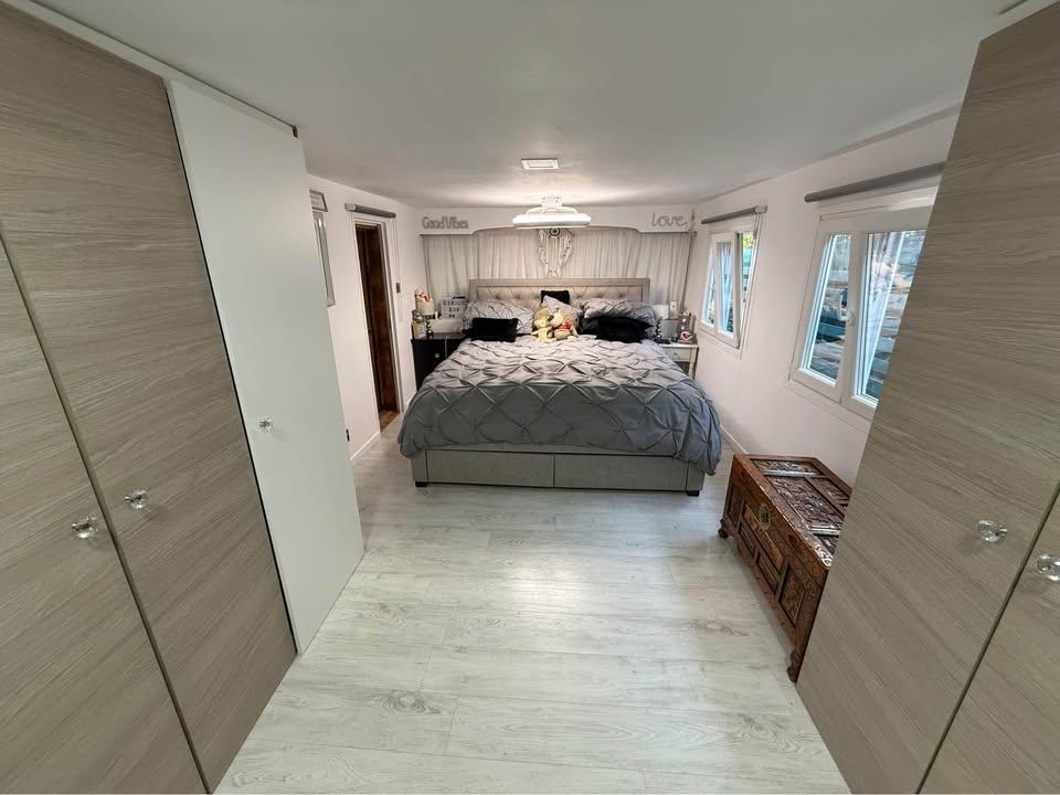 Caravan - 2 Bedroom Spacious Caravan: https://www.facebook.com/marketplace/item/562069536567573 (www.facebook.com)