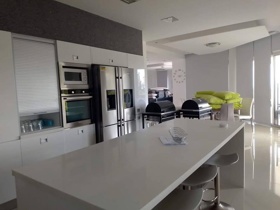 6 Bedrooms Villa in Peyia: https://www.facebook.com/marketplace/item/615365181479470 (www.facebook.com)