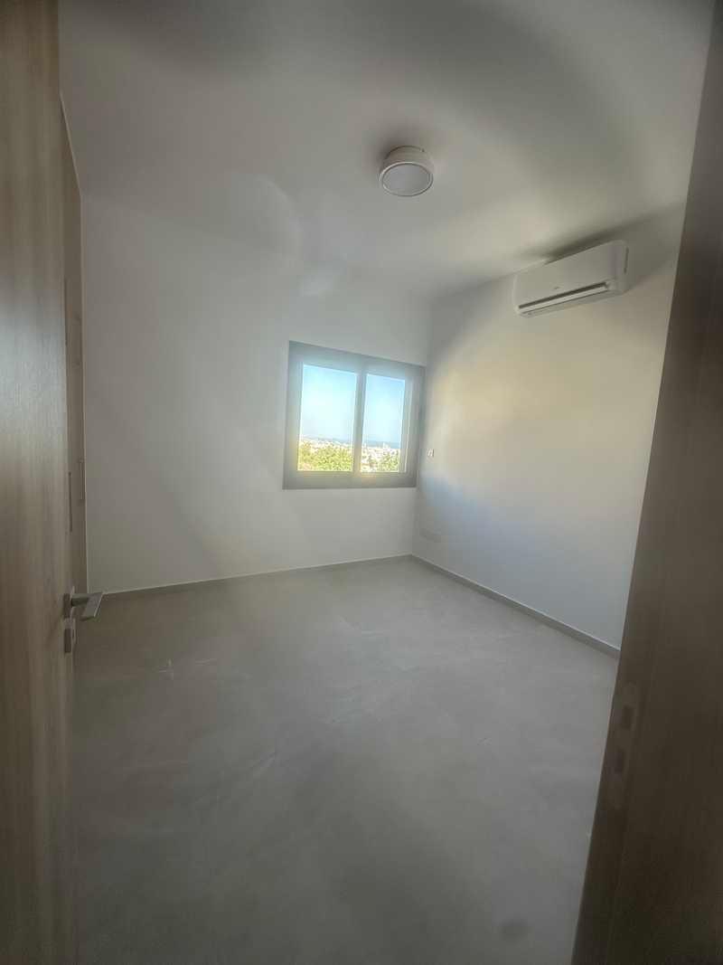 3-bedroom apartment to rent: https://www.bazaraki.com/adv/5793319_3-bedroom-apartment-to-rent (www.bazaraki.com)