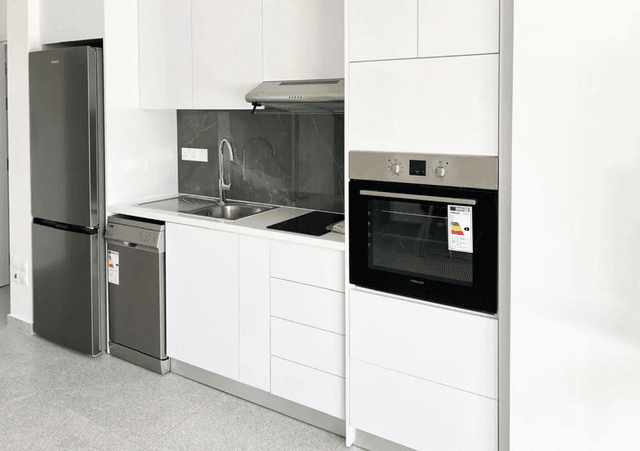 2-bedroom apartment to rent: https://www.bazaraki.com/adv/5787952_2-bedroom-apartment-to-rent (www.bazaraki.com)