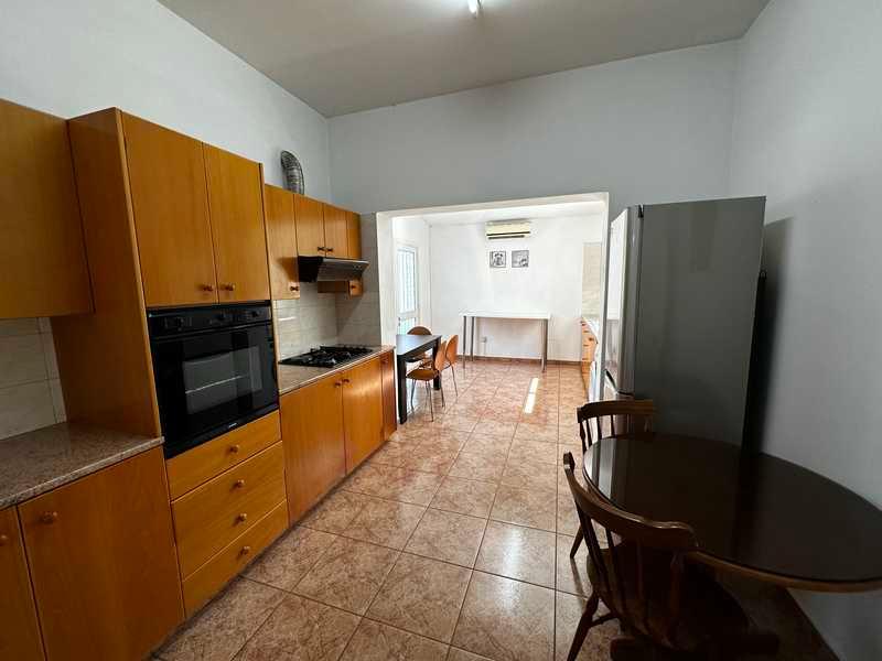 2-bedroom detached house to rent: https://www.bazaraki.com/adv/5791840_2-bedroom-detached-house-to-rent (www.bazaraki.com)