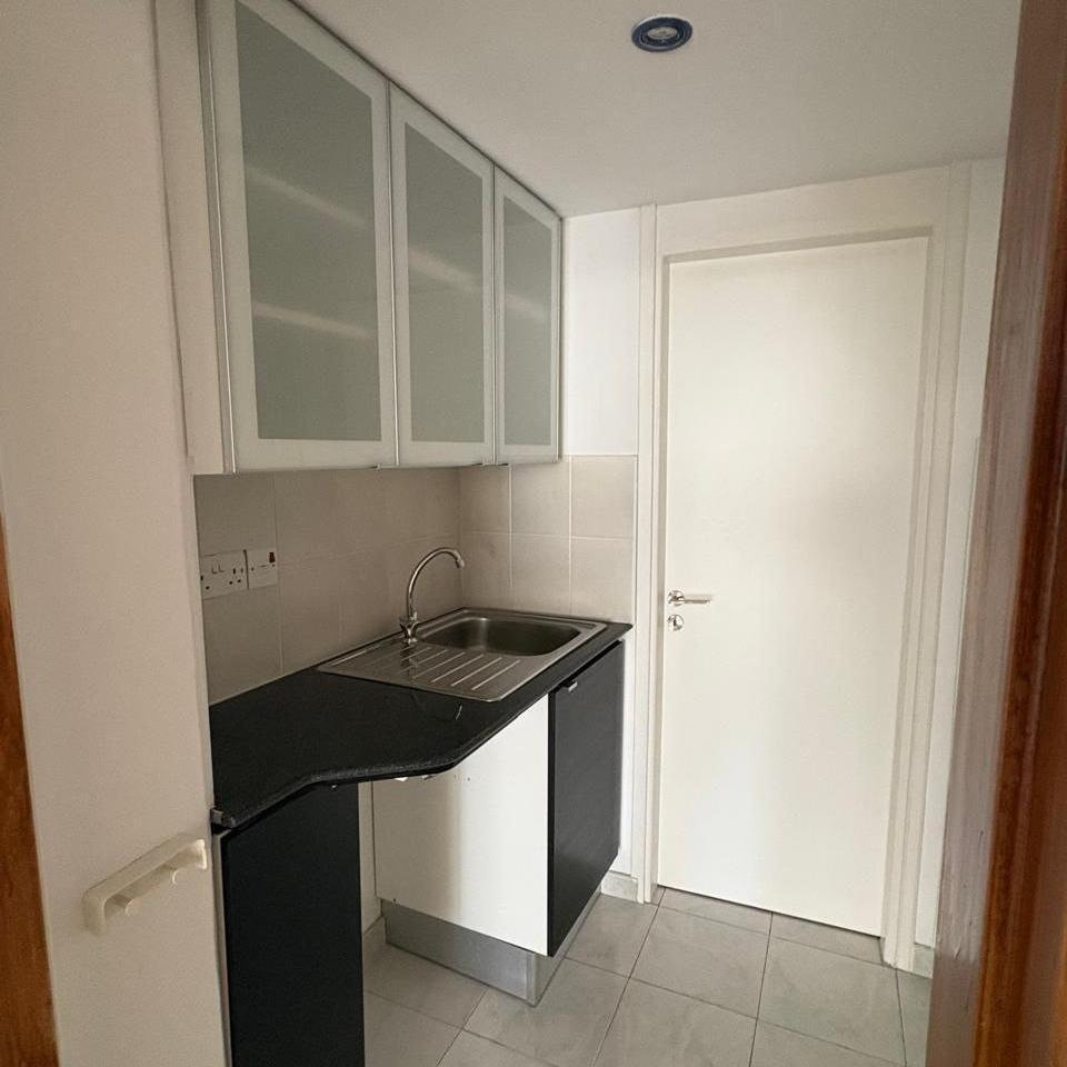 Office in Limassol №153127: https://dom.com.cy/en/catalog/rent/153127/ (dom.com.cy)
