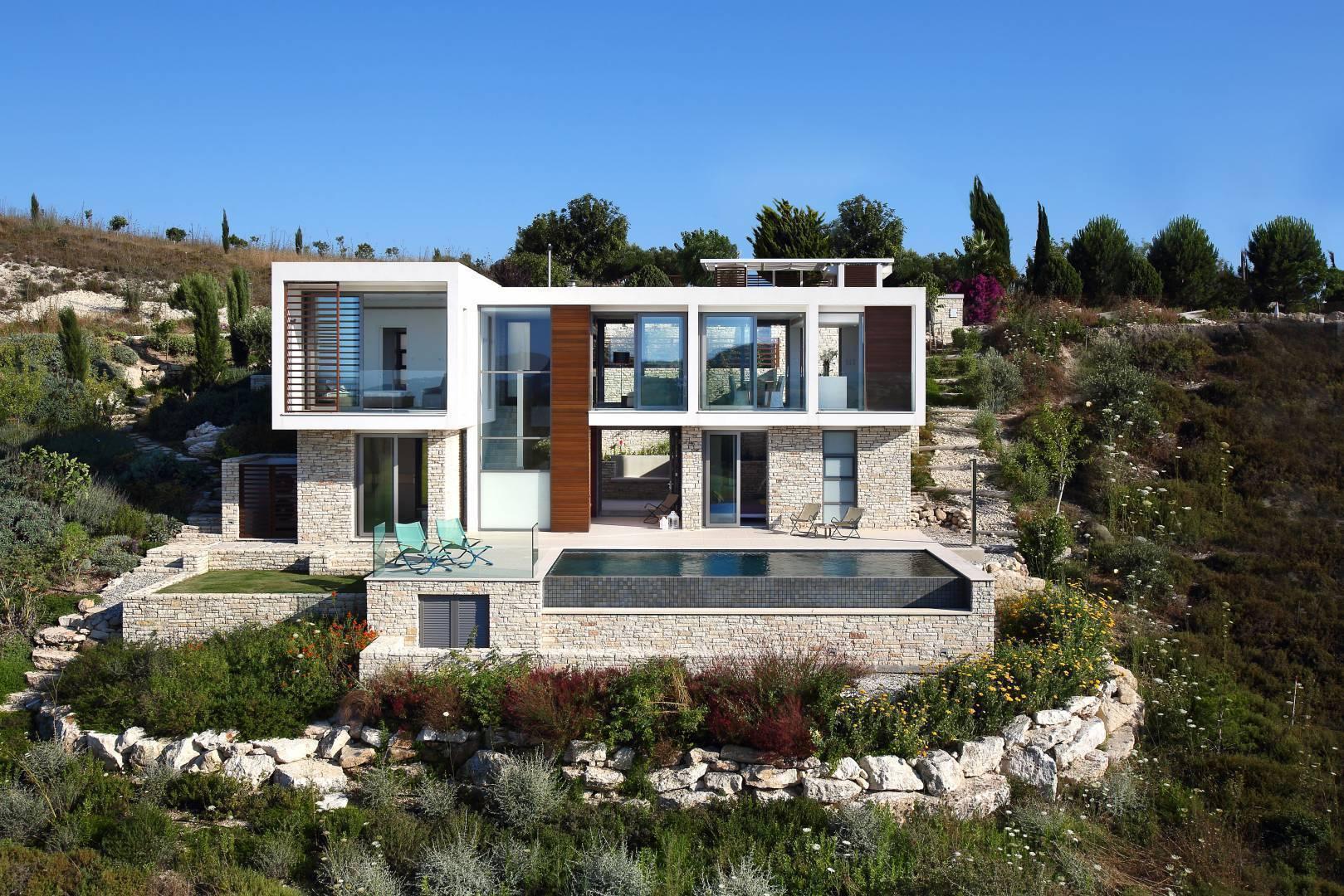 New 3-bedroom villa in Paphos № 149517: https://dom.com.cy/en/catalog/sale/149517/ (dom.com.cy)