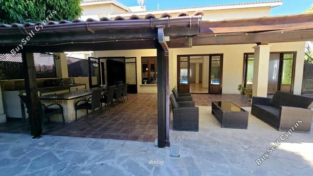 5 Bedroom Detached house for sale in Tsirion, Limassol: https://www.buysellcyprus.com/property-for-sale/limassol/tsirion/5-bed-detached-house-for-sale-tsirion-limassol-1794305.html (www.buysellcyprus.com)