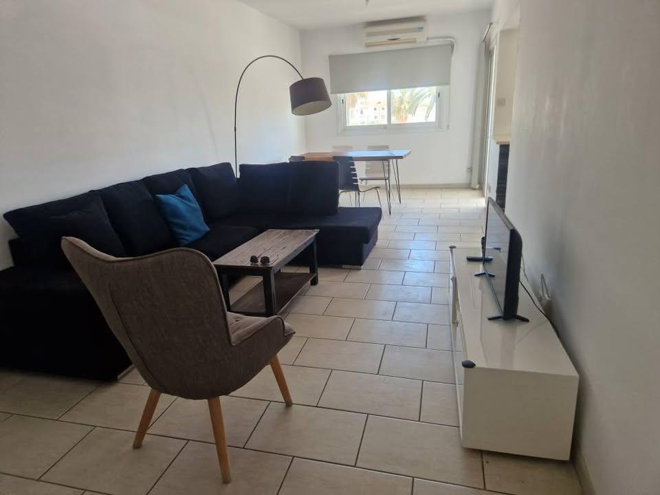 Διαμερισμα 2 υπνοδωμάτια: https://www.facebook.com/marketplace/item/537957769174260 (www.facebook.com)