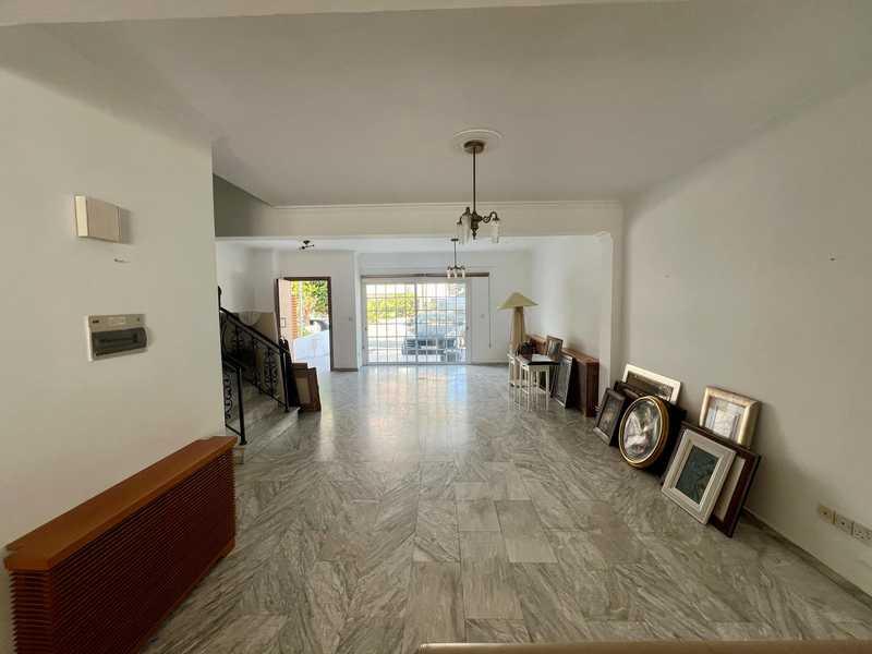 3-bedroom detached house to rent: https://www.bazaraki.com/adv/5798503_3-bedroom-detached-house-to-rent (www.bazaraki.com)
