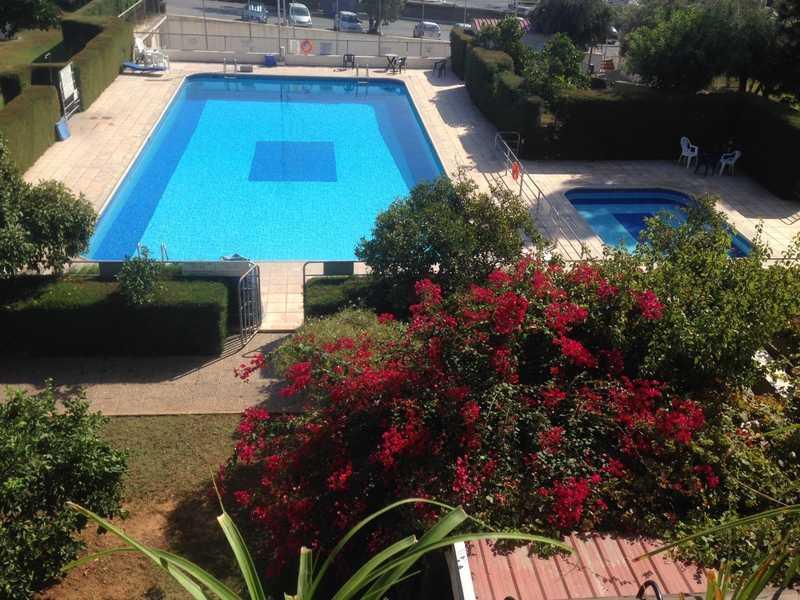 2-bedroom apartment for sale: https://www.bazaraki.com/adv/5787882_2-bedroom-apartment-for-sale (www.bazaraki.com)