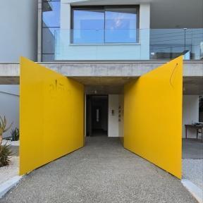 New 3-bedroom penthouse in Nicosia №148385: https://dom.com.cy/en/catalog/rent/148385/ (dom.com.cy)