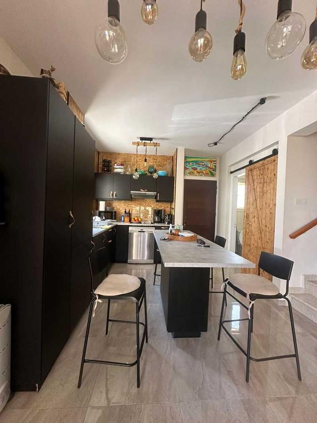 2-bedroom detached house for sale: https://www.bazaraki.com/adv/5789116_2-bedroom-detached-house-for-sale (www.bazaraki.com)