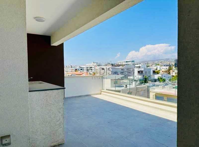 4-bedroom penthouse for sale: https://www.bazaraki.com/adv/5786334_4-bedroom-penthouse-for-sale (www.bazaraki.com)
