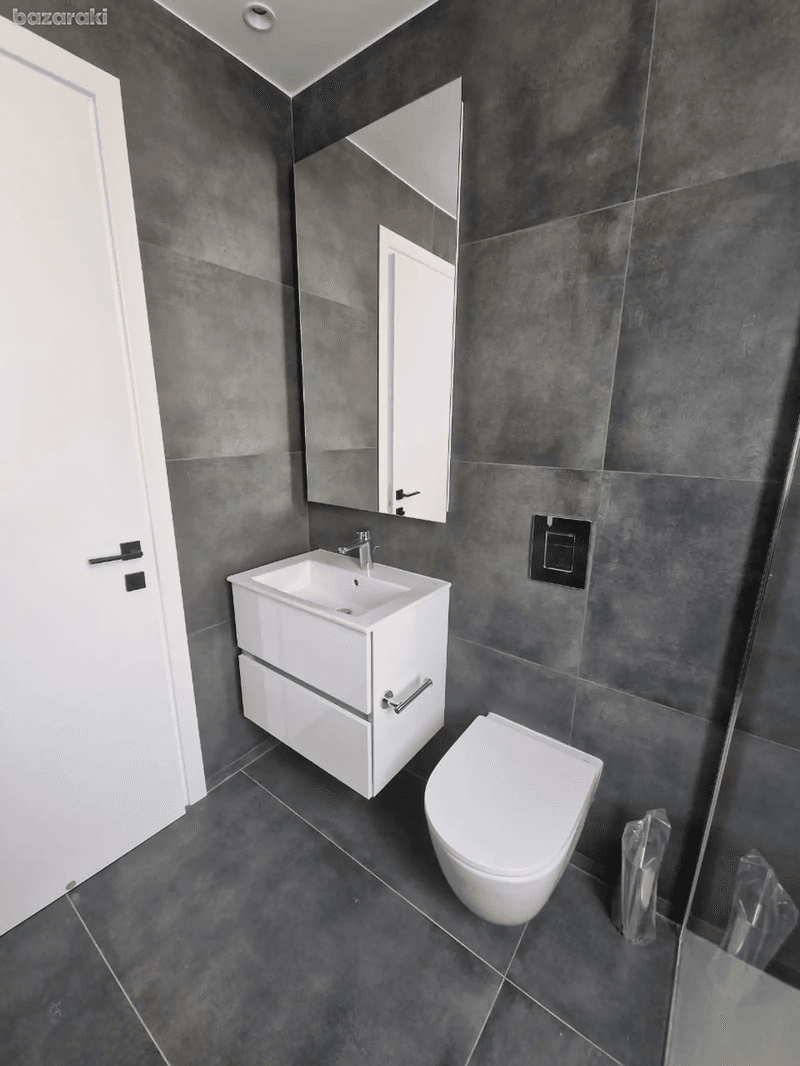 1-bedroom apartment to rent: https://www.bazaraki.com/adv/5795091_1-bedroom-apartment-to-rent (www.bazaraki.com)