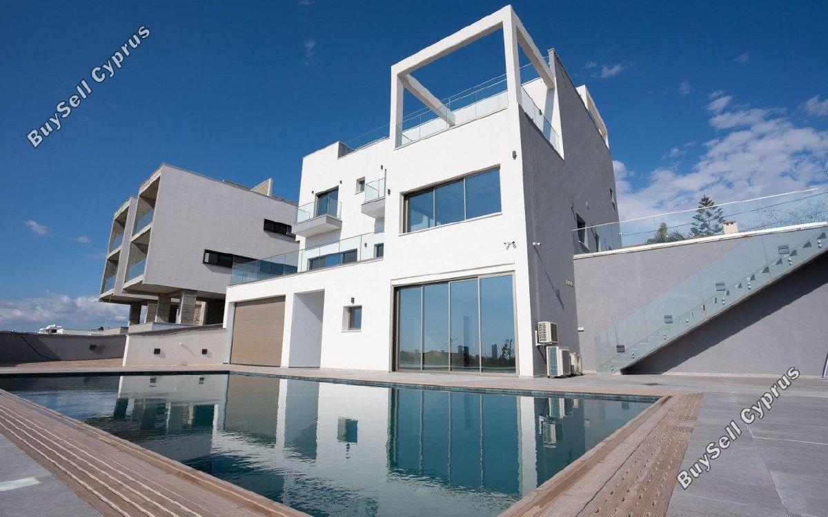 6 Bedroom Detached house to rent in Germasogeia, Limassol: https://www.buysellcyprus.com/property-for-rent/limassol/germasogeia/6-bed-detached-house-to-rent-germasogeia-limassol-1795555.html (www.buysellcyprus.com)