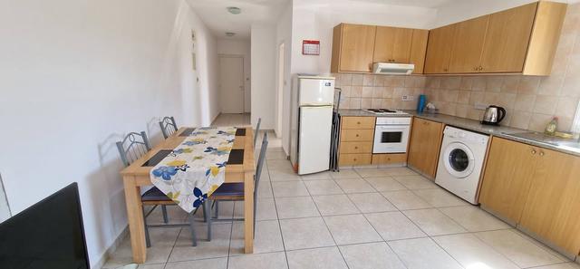 1 bedroom Peyia: https://www.facebook.com/marketplace/item/2222150261546578 (www.facebook.com)