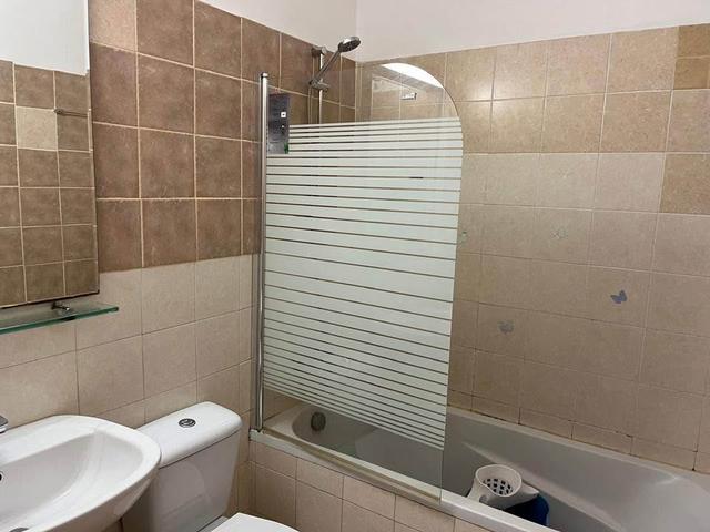 1 bedroom apartment Oroklini: https://www.facebook.com/marketplace/item/2128599584219469 (www.facebook.com)