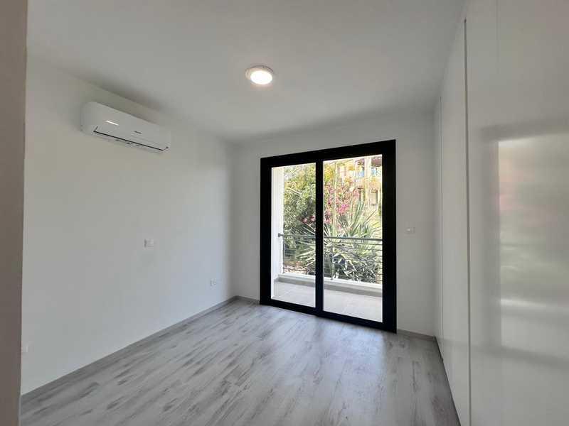 3-bedroom apartment to rent: https://www.bazaraki.com/adv/5786954_3-bedroom-apartment-to-rent (www.bazaraki.com)