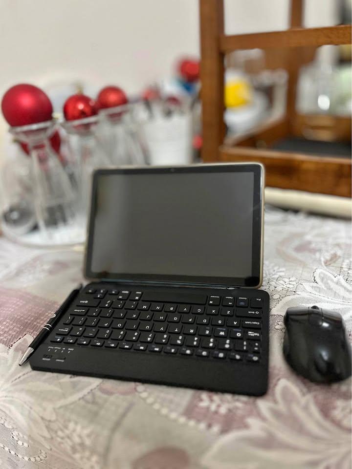 P30 row For sale 128GB total 90%battery: https://www.facebook.com/marketplace/item/1234067318097306 (www.facebook.com)